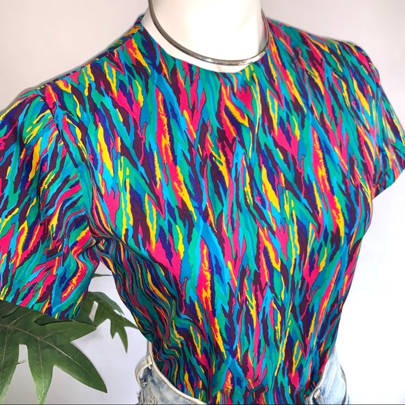 v i n t a g e :: Funky Wild Artsy Graphic Satin Blouse - Picture 1 of 9